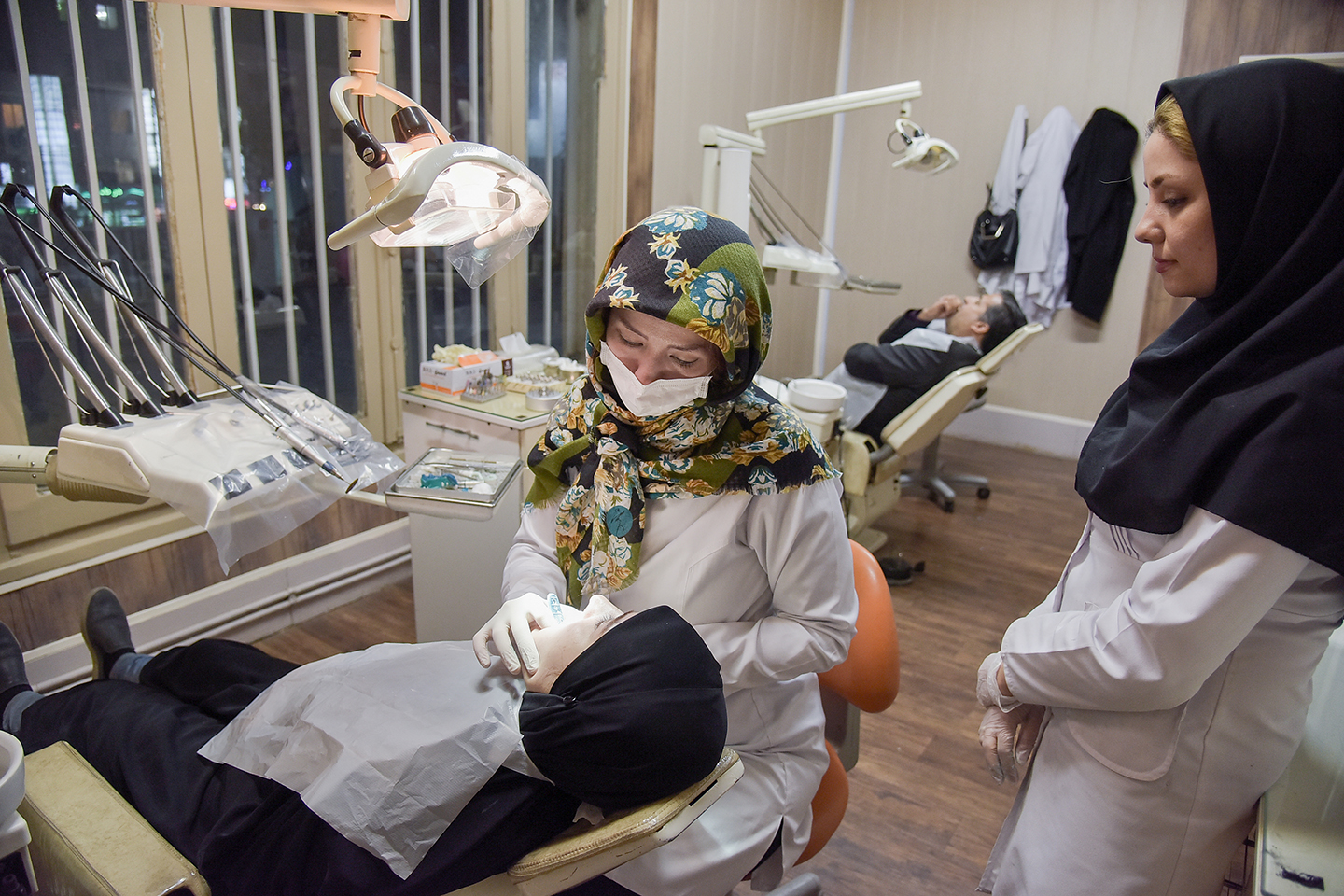 کلینیک تخصصی دندانپزشکی جهاددانشگاهی مشهد